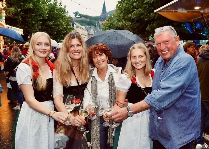 Mama Mosel * Bernkastel-Kues